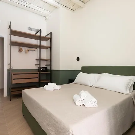Residenza Foraggi 83 *