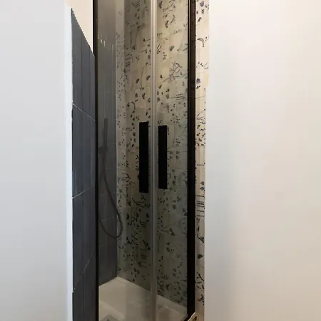 Residenza Foraggi 83 *
